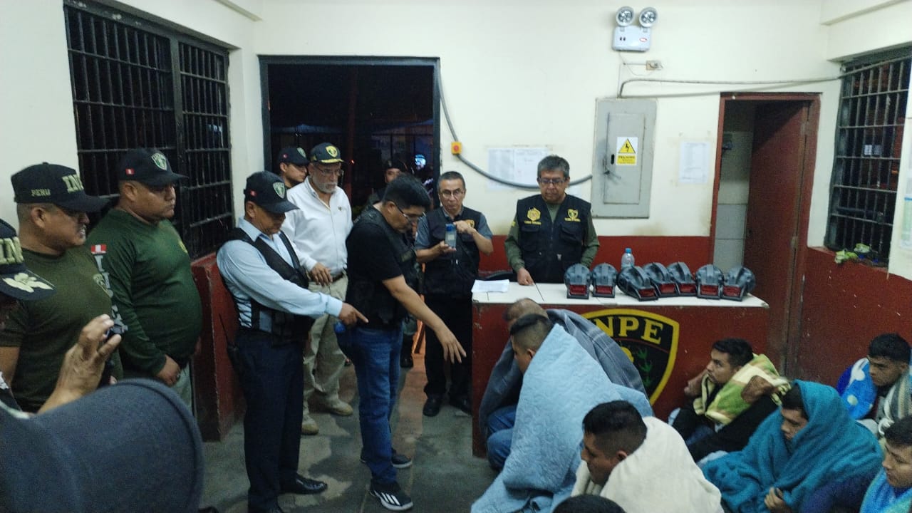 La Libertad: trasladan a 13 internos a penales de máxima seguridad 