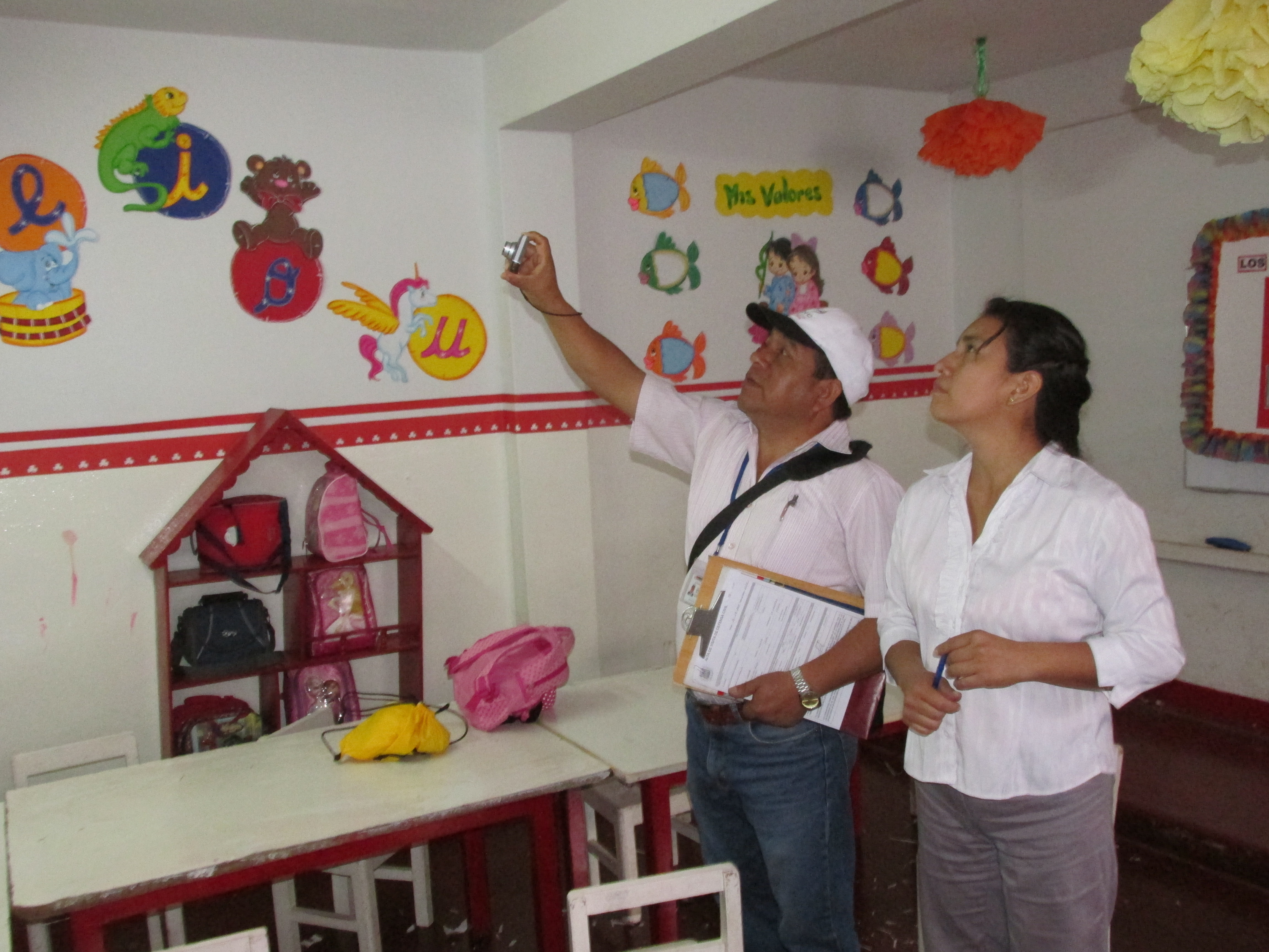 Inspeccionan colegios de Casa Grande ante llegada de fenómeno El Niño