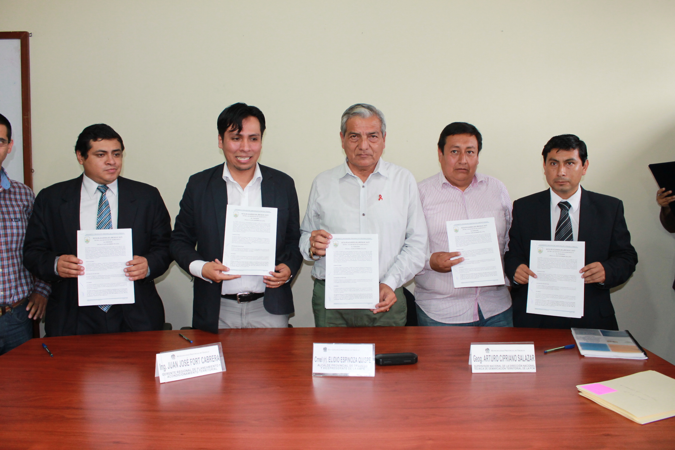 Realizarán consultas populares en distritos que no se pongan de acuerdo en límites