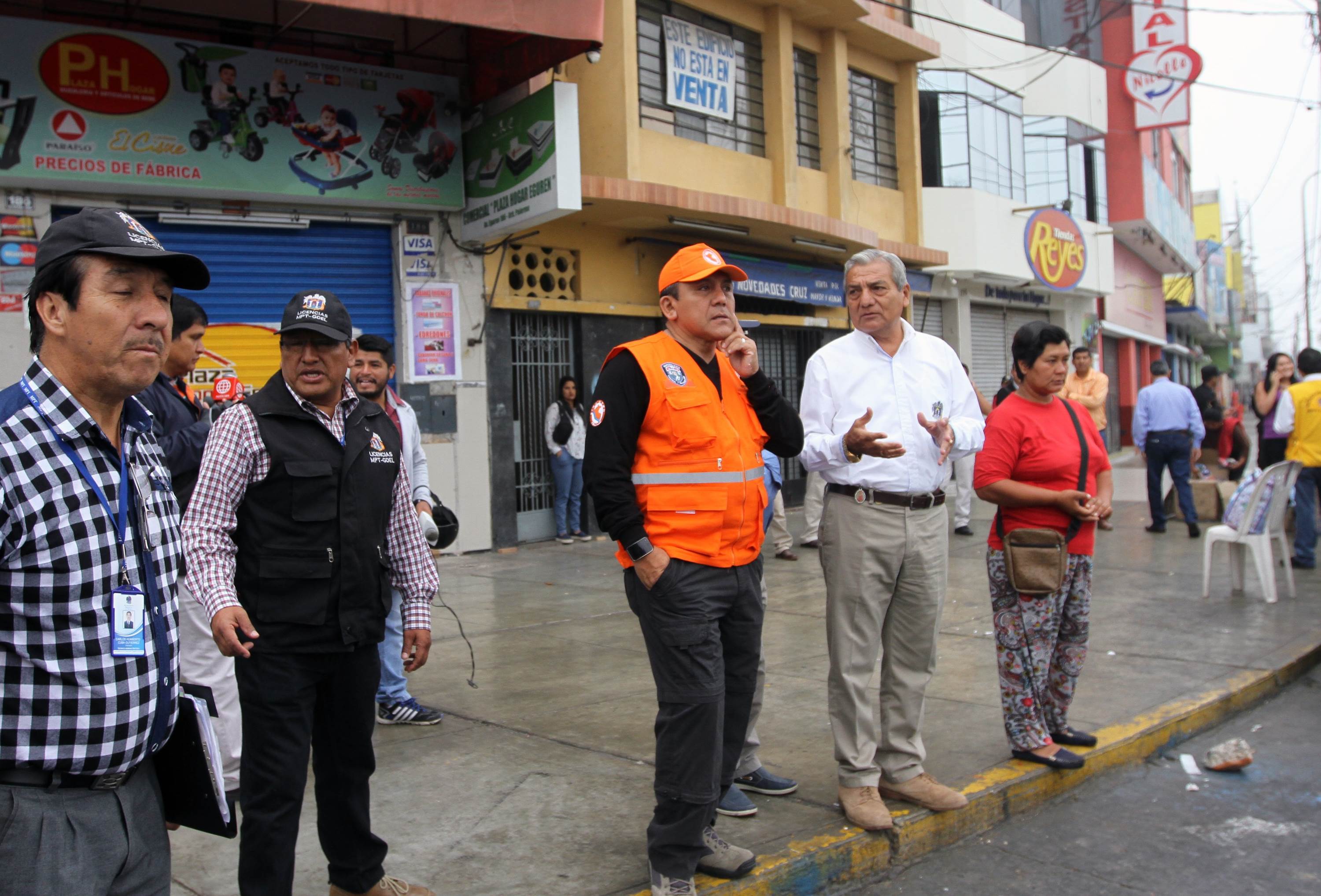 Ambulantes gozarán con la protección de Elidio Espinoza