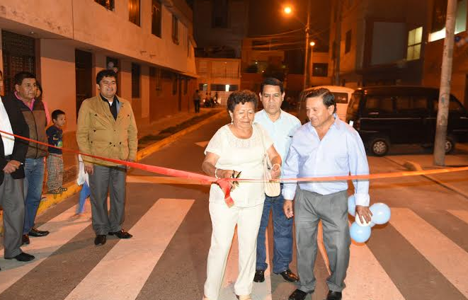 Entregan obra de asfaltado de calles en V etapa de San Andrés