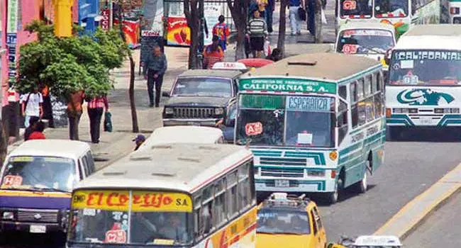 Trujillo: Usuarios reclaman incremento de pasajes en transporte urbano