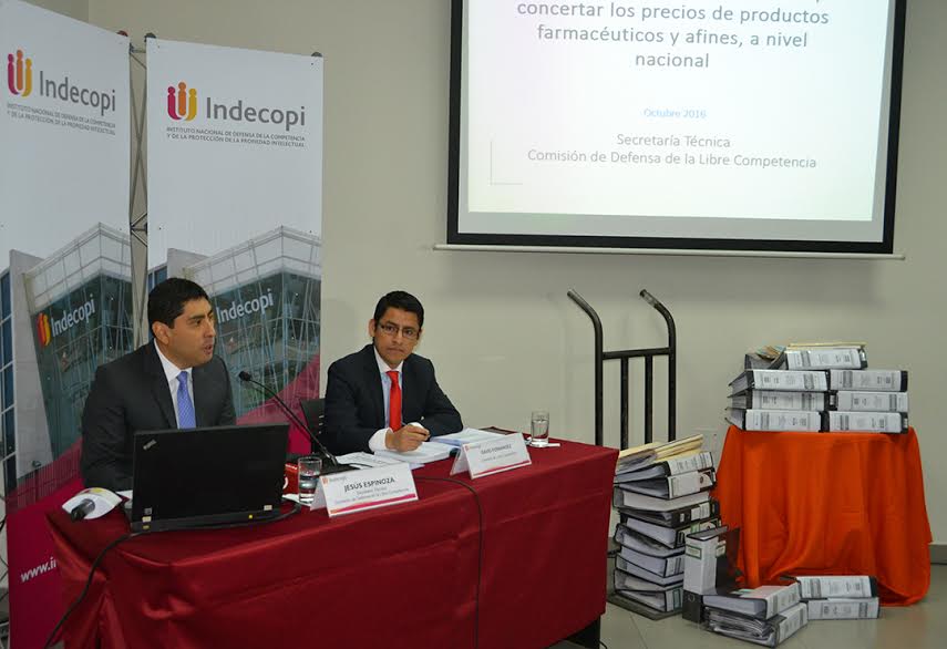 Indecopi multa a 5 cadenas de farmacias, en primera instancia, por concertar precios de medicamentos