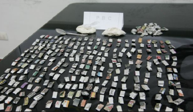 Allanan casa del “Negro Conga” e incautan más de tres mil “ketes” de PBC