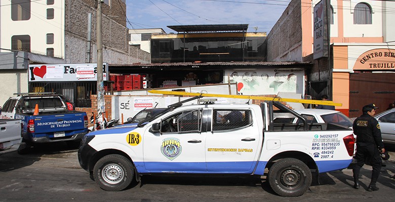 Municipio y Policía Nacional refuerza medidas para mantener clausura de local ‘Mi Facu’