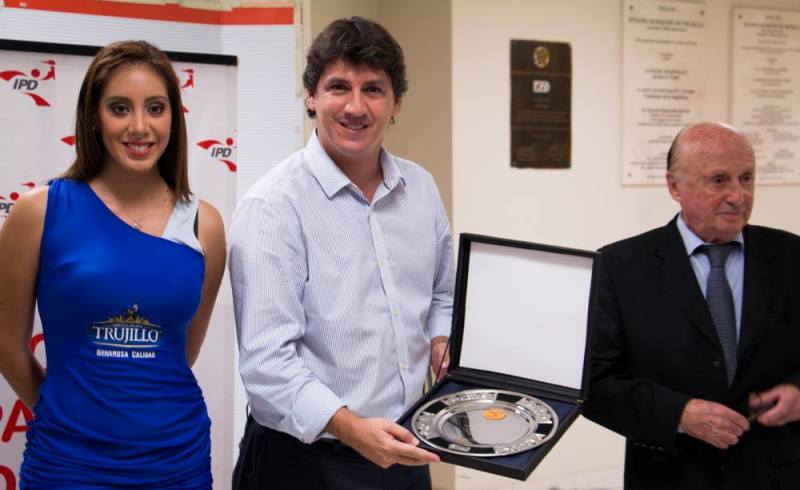 IPD La Libertad premió a Club Deportivo César Vallejo