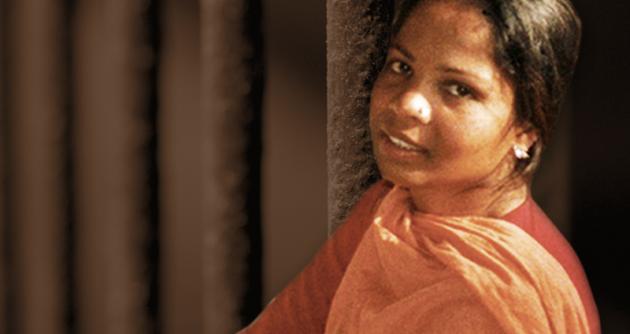 Joven cristiana pakistaní sufre prisión y es condenada a muerte por su fe