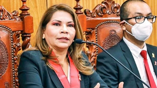 Fiscal Marita Barreto pide se investiguen presuntos hechos ilícitos en la separación y reposición de Harvey Colchado 