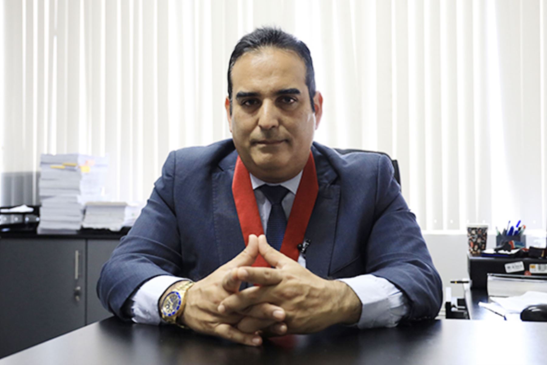 Funcionario que contrata a familiares en sector público puede incurrir en el delito de colusión