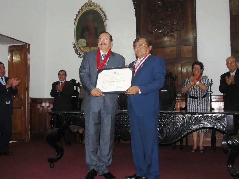 UNT otorga Honoris Causa a rector de ULADECH-Católica