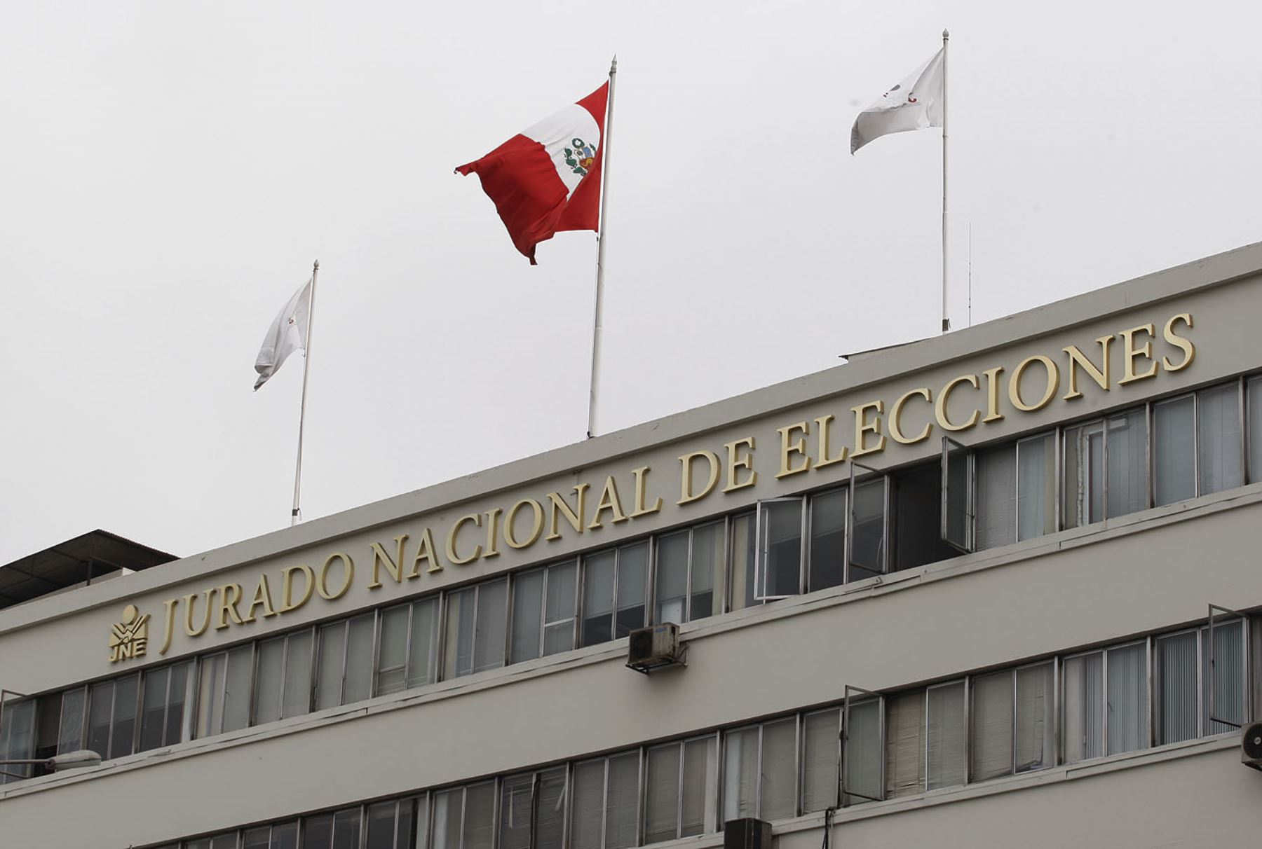 JNE entrega hoy credenciales a gobernadores regionales electos