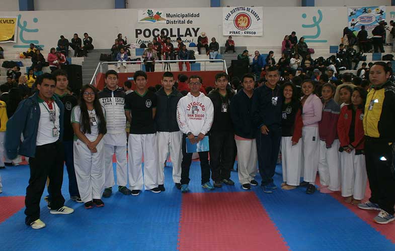 Karatecas de La Esperanza tuvieron destacada participación en campeonato en Tacna
