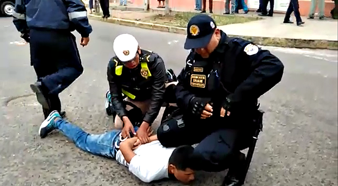 Arrestan a sujeto que fue acusado de robar cuatro televisores de un hostal