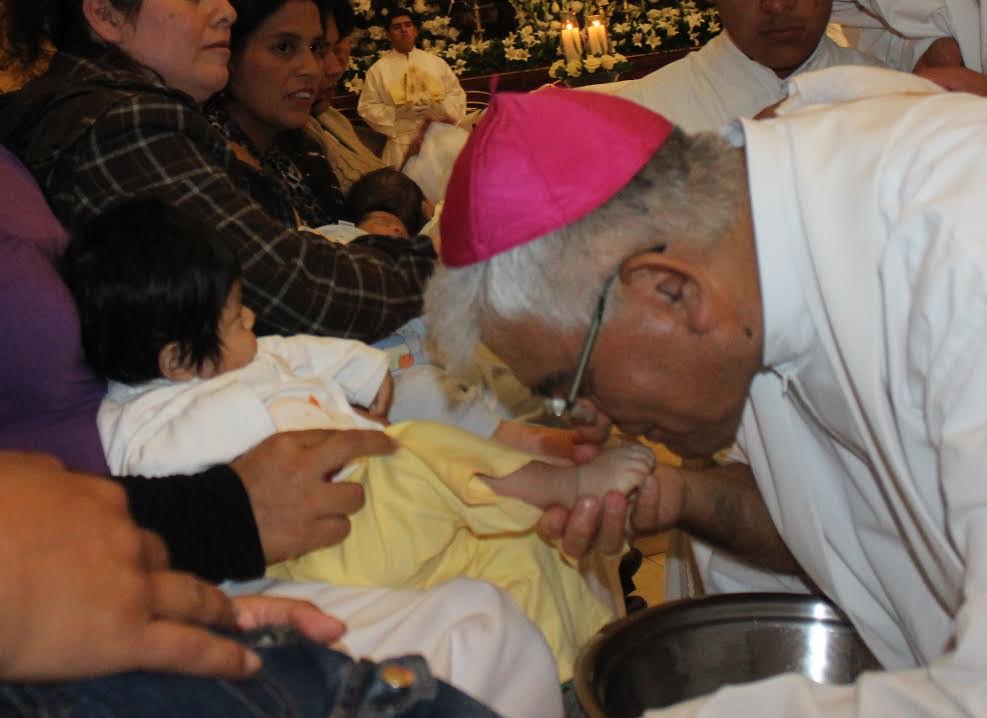 Trujillo: Arzobispo lavará los pies a doce niños damnificados y recorrerá las 7 iglesias