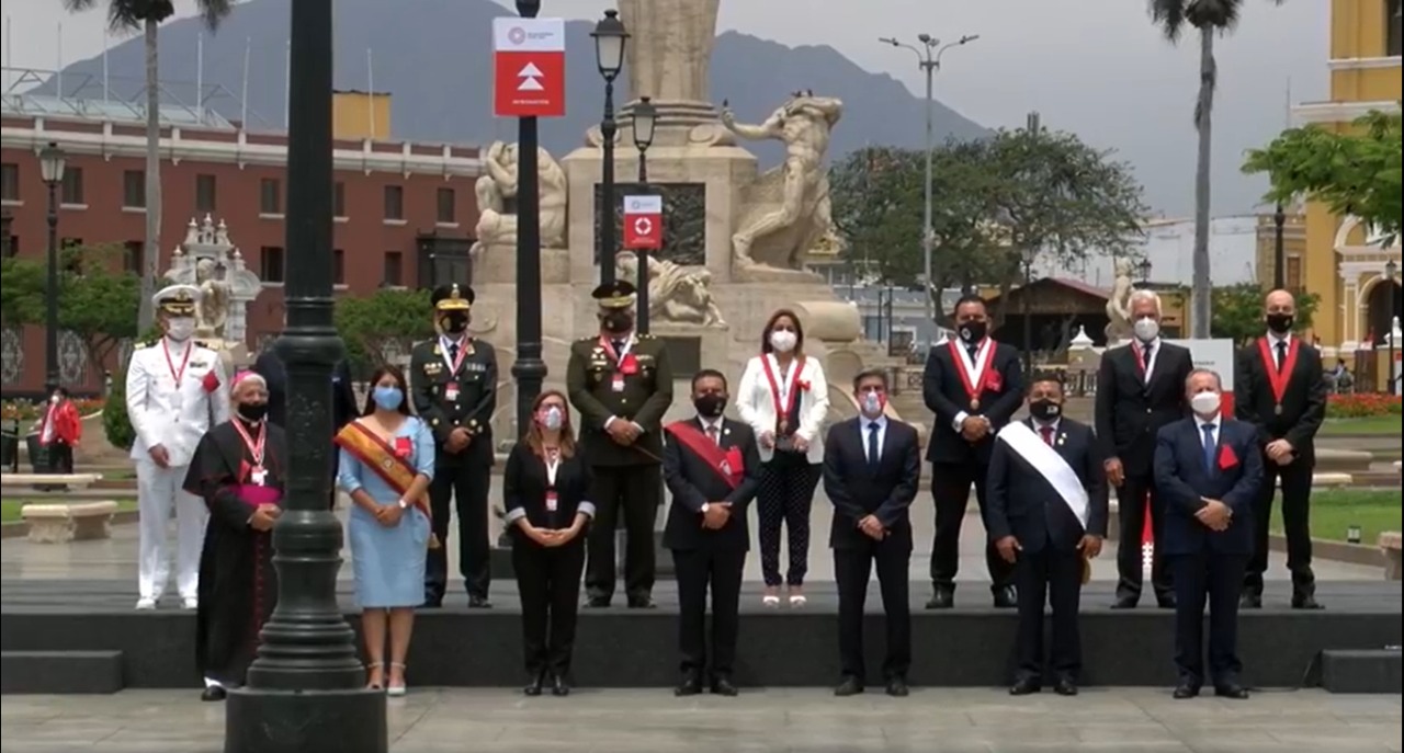 Autoridades conmemoran Bicentenario de la Independencia de Trujillo en Plaza de Armas