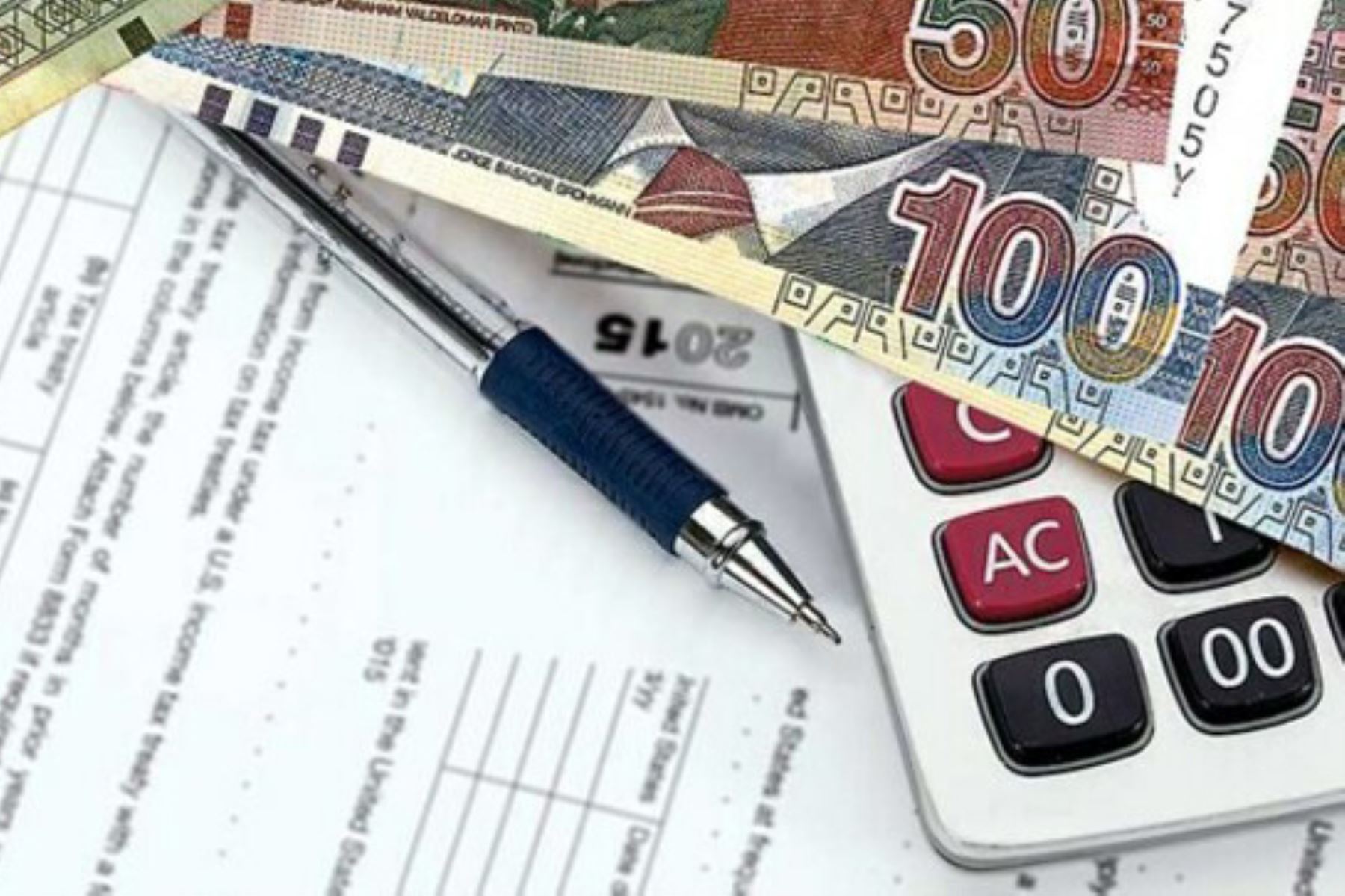 Establecen nuevos rangos de licencia sin goce de haber, período de cese y CTS      