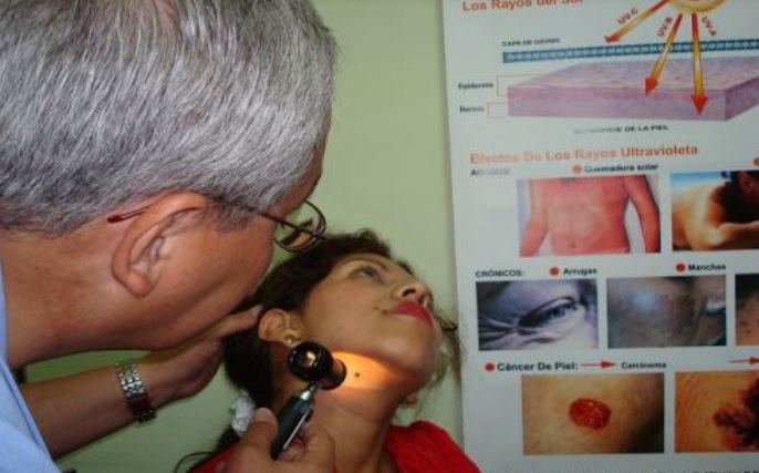 Dermatólogos detectarán cáncer a la piel durante campaña gratuita en 13 regiones 