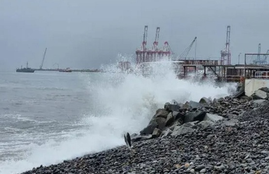 Oleajes ligeros a moderados persistirán en todo el litoral hasta el 31 de agosto