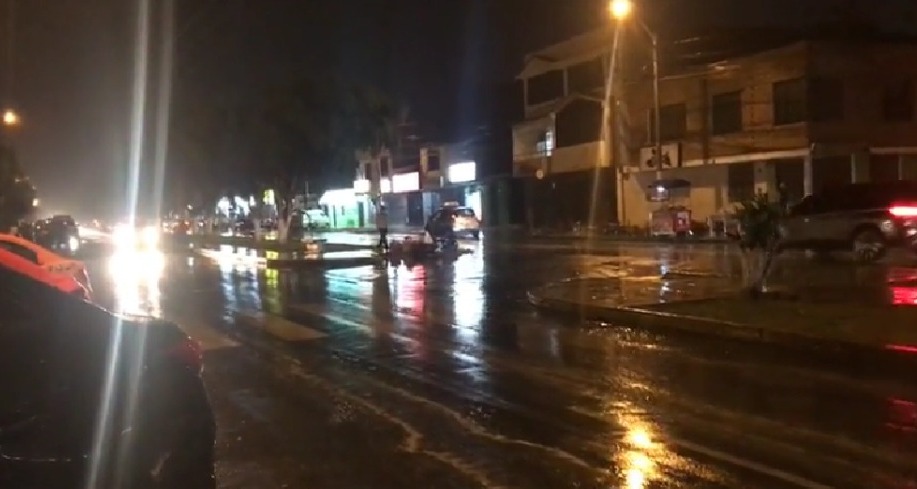 Densa lluvia sorprende a trujillanos, pero COER descarta activación de quebradas
