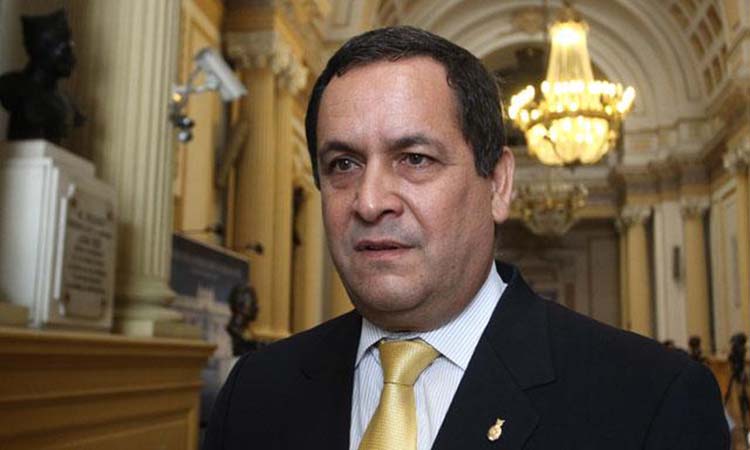 Iberico asegura que APP respetará decisión del JNE sobre publicidad indebida