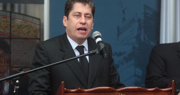 “Gonzalo Ortiz de Zevallos no puede ser nombrado en el TC porque no se resolvió trámite”