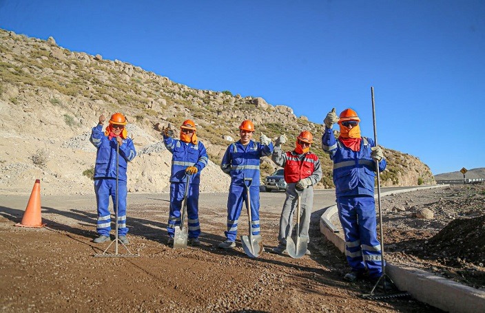 Ejecutivo autoriza transferencia de S/3,898 millones para mantenimiento en más de 60 mil kilómetros de la red vial vecinal y nacional