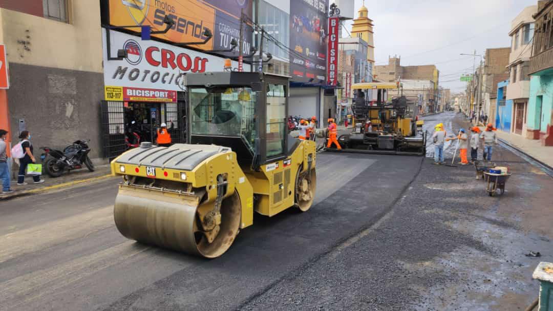 Trujillo: mejoramiento del jirón Unión se encuentra en un 80%