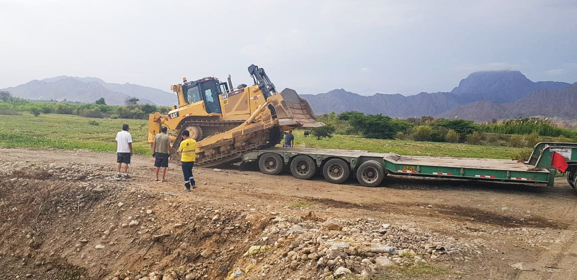 Maquinaria pesada llegó a sector Piedra Molino para ejecución de trabajos preventivos en el Río Chicama