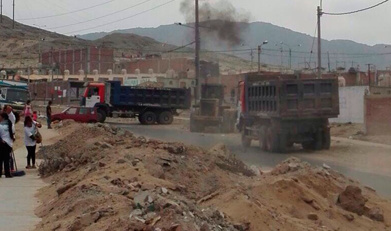 Denuncian que vehículos de la Municipalidad de La Esperanza son utilizados para favorecer a candidato de concejo menor