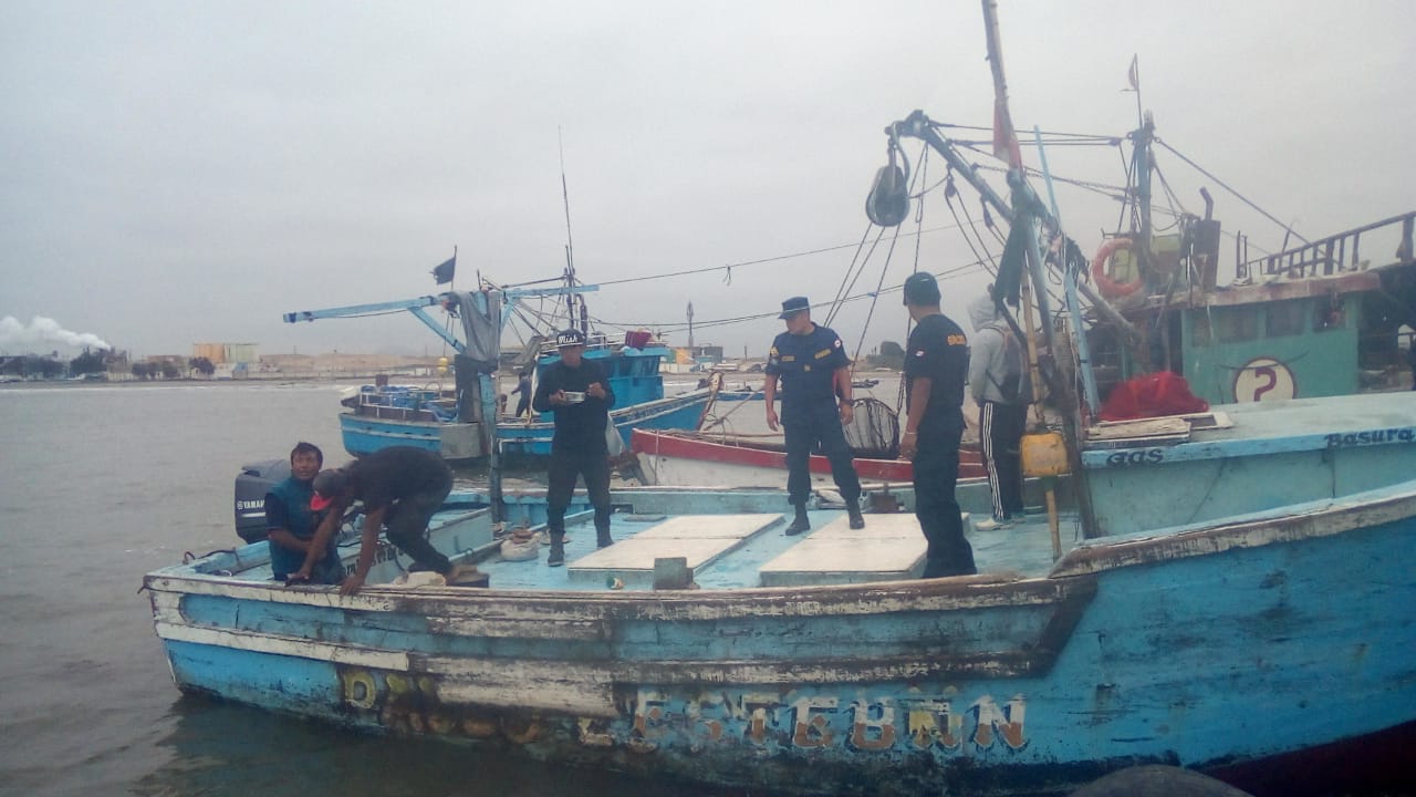 Trujillo: Rescatan a cuatro pescadores perdidos hace 33 días en el mar
