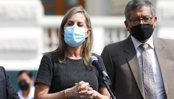 María del Carmen Alva: “El Ejecutivo siempre ha tenido en agenda el cierre del Congreso”