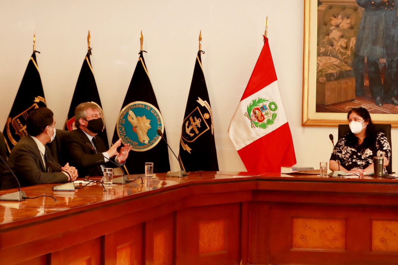 Jefe de Onpe coordina con Ministra de Defensa seguridad para las elecciones generales del 2021