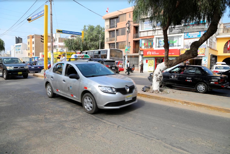 Más de 1700 vehículos se inscriben ante Sunarp en La Libertad cada mes