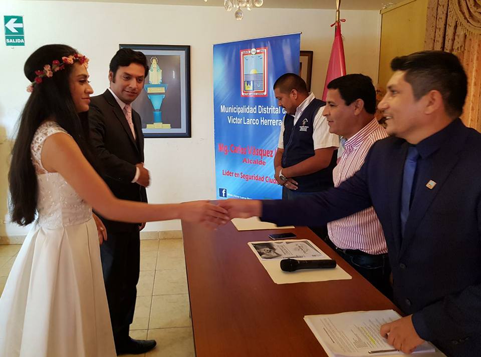 Anuncian matrimonio civil comunitario en el Paseo de Aguas de Víctor Larco