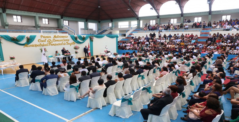 Cerca de 70 parejas contrajeron nupcias en I Matrimonio Civil Comunitario del 2019