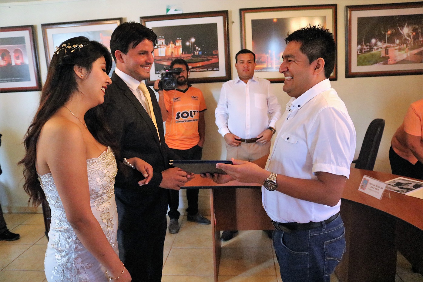 Centenar de parejas legalizarán en Matrimonio Civil Comunitario en Víctor Larco