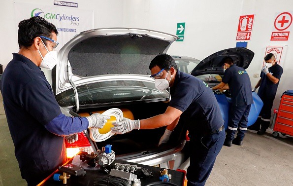 Sepa cuáles son los talleres autorizados para convertir vehículos livianos a GNV 