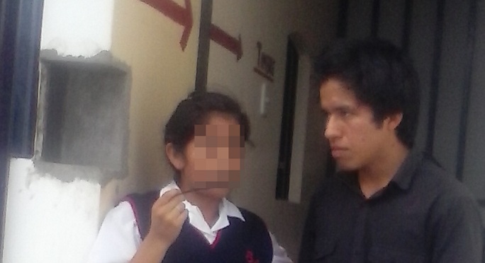 Rescatan a menor de edad que era conducida a un hostal por un sujeto de 19 años