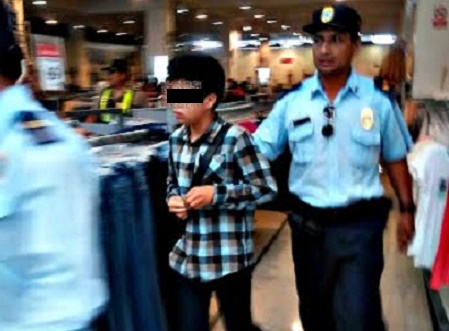 Detienen a menores que fueron acusados de robar en centro comercial