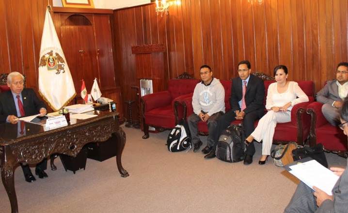 Universidad mexicana de Guanajuato ofrece maestrías a egresados de la UNT