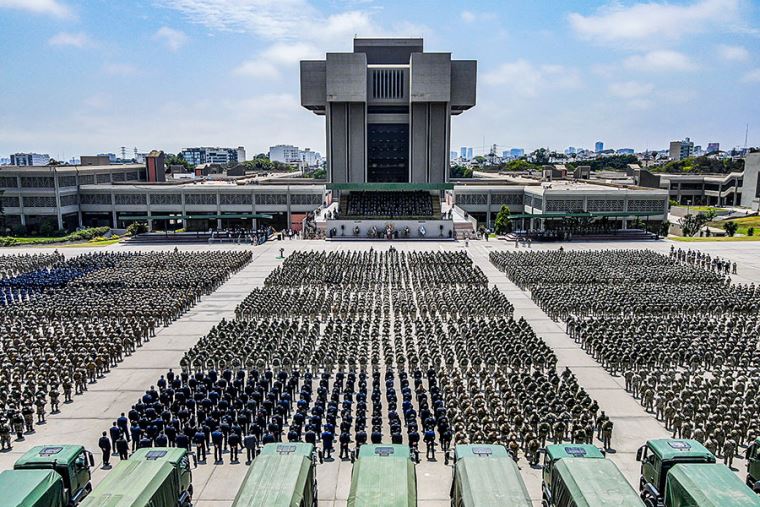 Más de 5,600 efectivos de las FF.AA. reforzarán seguridad durante cumbre APEC