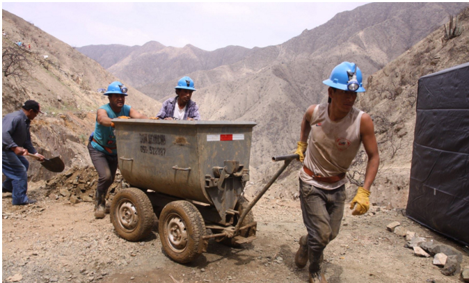 Más de 1000 mineros artesanales de La Libertad estarían formalizados en junio