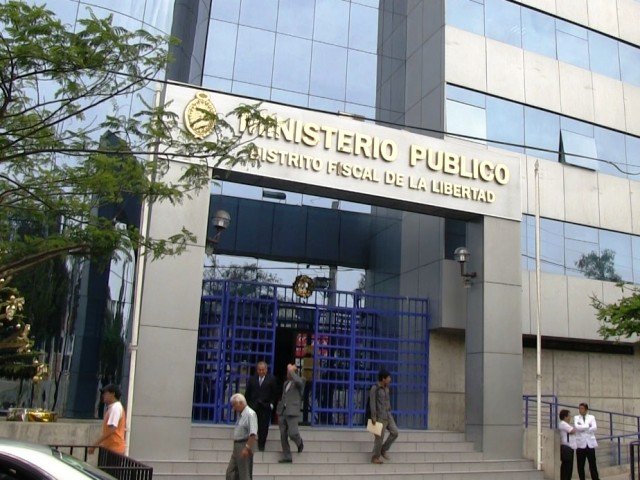 Fiscales de La Libertad se declararon en emergencia