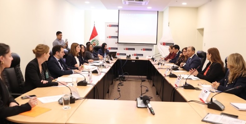 Ministro de Trabajo recibió a Misión de la OCDE y explicó ejes para promoción de la empleabilidad y fortalecimiento del capital humano