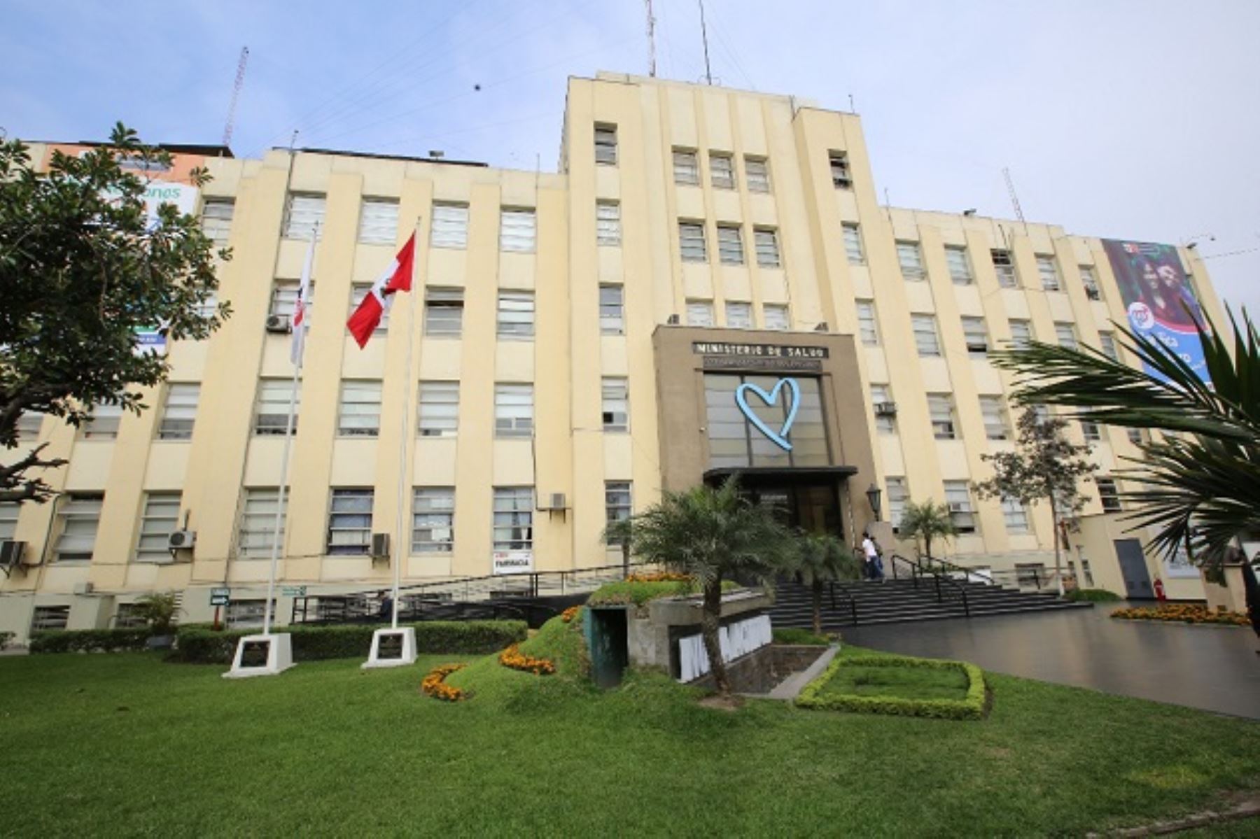 Sube a 728 la cifra de víctimas mortales por coronavirus en el país