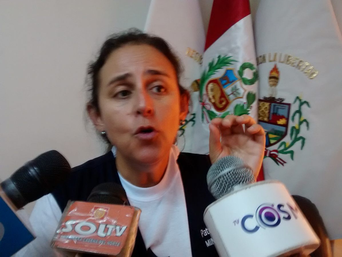 Ministra de Salud advierte que el 50 % de liberteños impiden fumigar contra el dengue