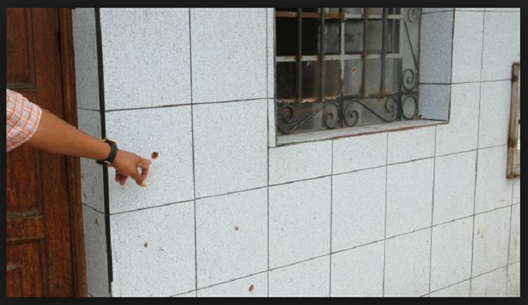 Delincuentes balean la casa del alcalde de Miramar exigiendo cupos en construcción