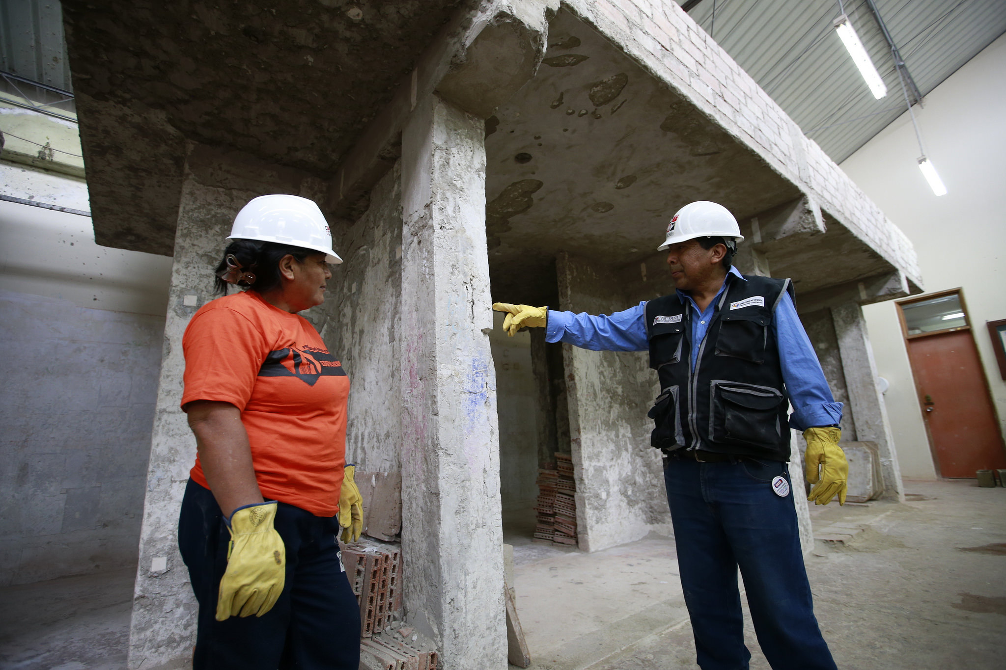 Ministerio de Vivienda modifica norma para prevenir daños en edificaciones frente a sismos