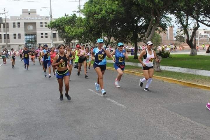 Trujillo corre 5 K por el “Día Internacional de la Mujer”