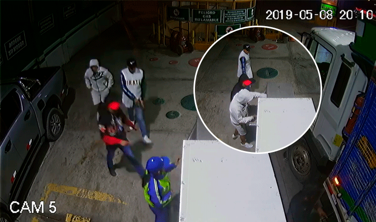 Delincuentes armados asaltan grifo en Florencia de Mora 